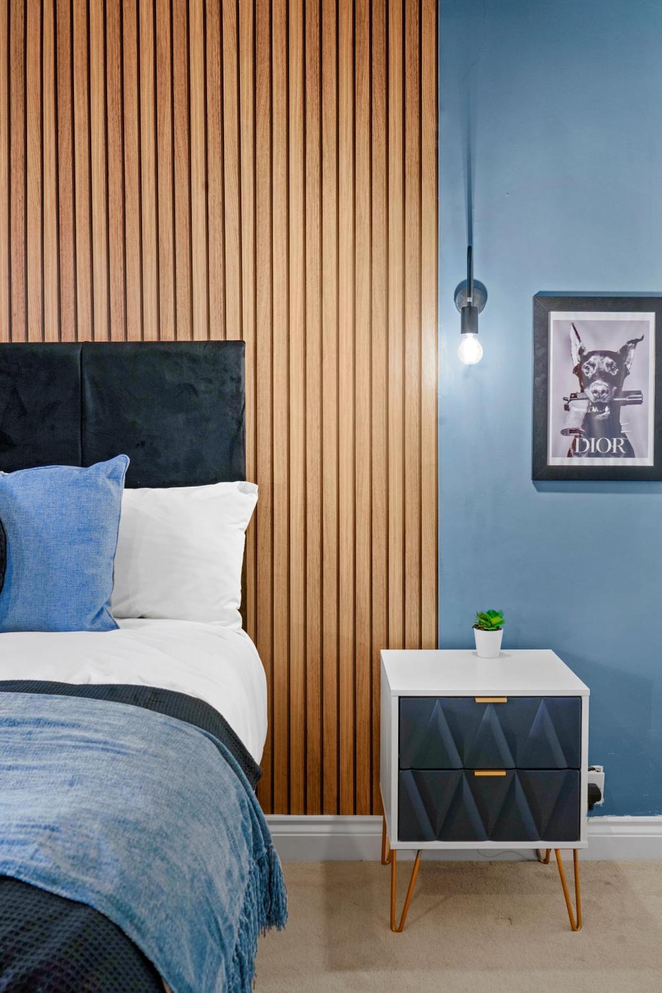 The Penthouse On Iconic Harbourside Apartment Bristol