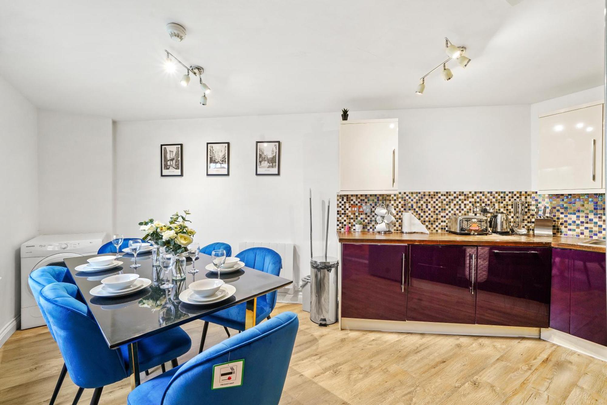 The Penthouse On Iconic Harbourside Apartment Bristol